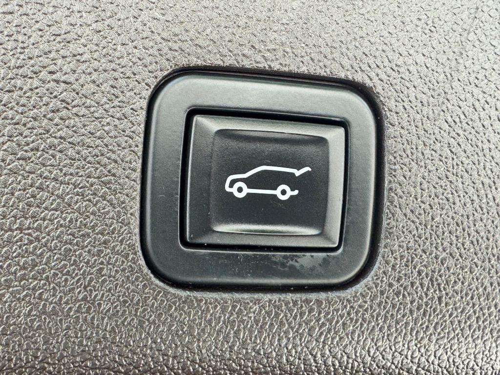 2021 Chevrolet Tahoe LT photo