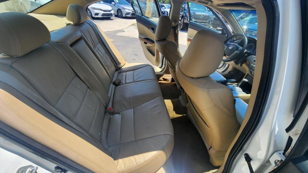 2012 Honda Accord - $11,990