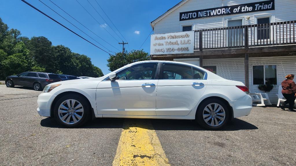 2012 Honda Accord - $11,990
