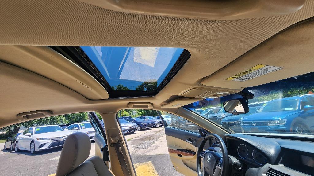 2012 Honda Accord - $11,990
