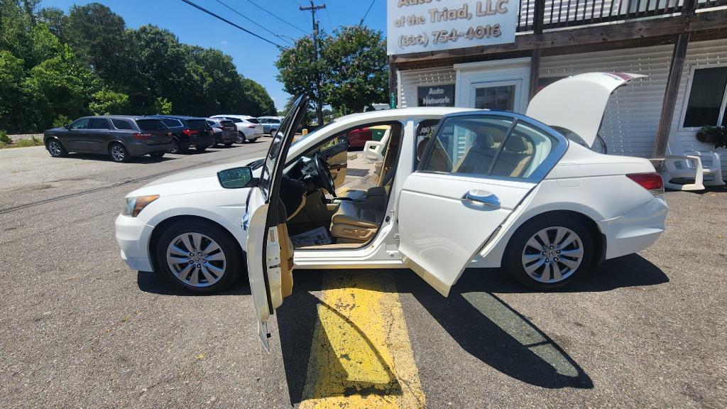 2012 Honda Accord - $11,990