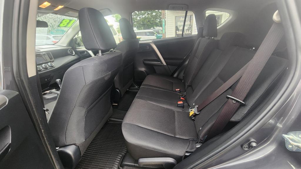 2018 Toyota RAV4 - $20,990
