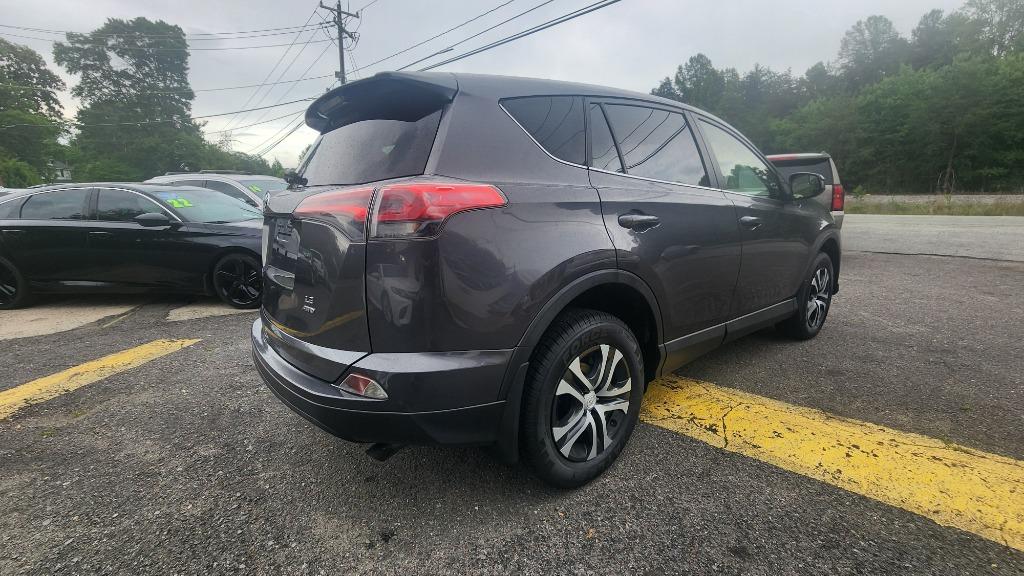 2018 Toyota RAV4 - $20,990