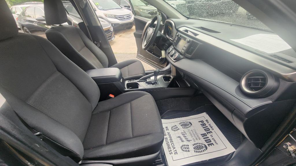 2018 Toyota RAV4 - $20,990