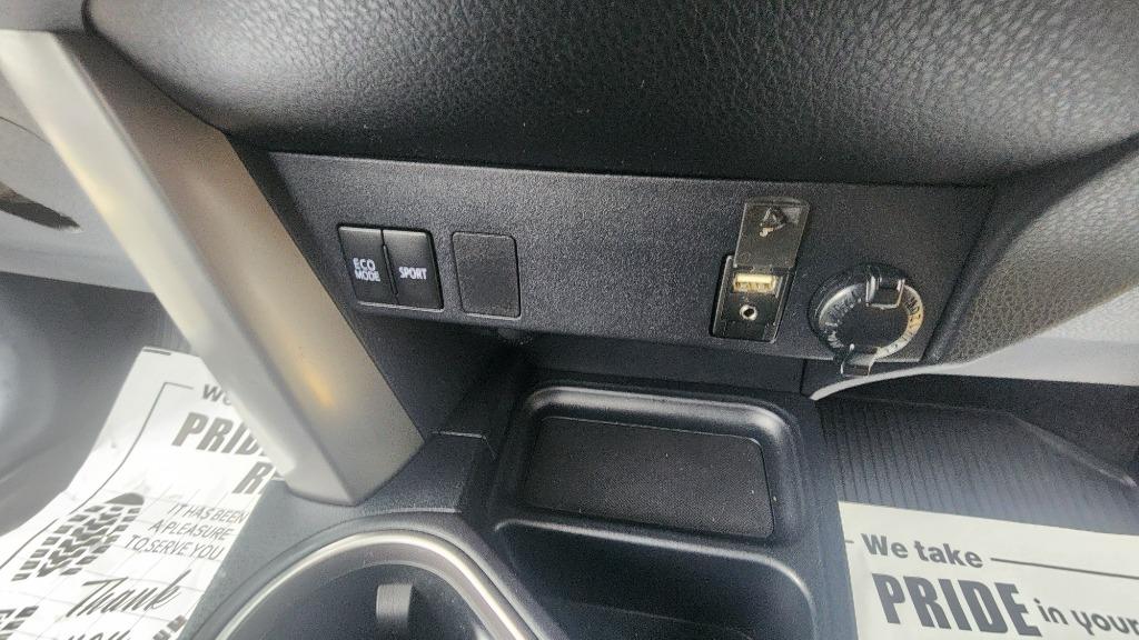 2018 Toyota RAV4 - $20,990