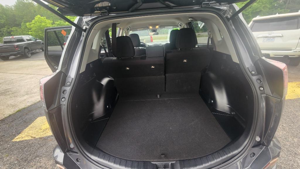 2018 Toyota RAV4 - $20,990