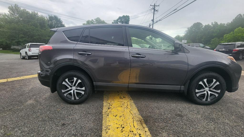 2018 Toyota RAV4 - $20,990