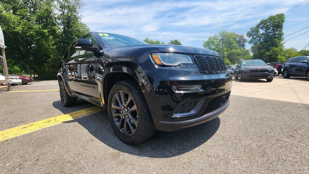 2019 Jeep Cherokee - $20,990