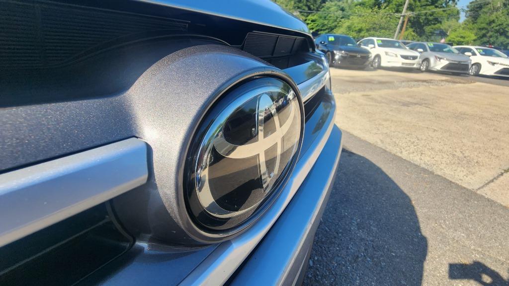 2019 Toyota Highlander - $24,490
