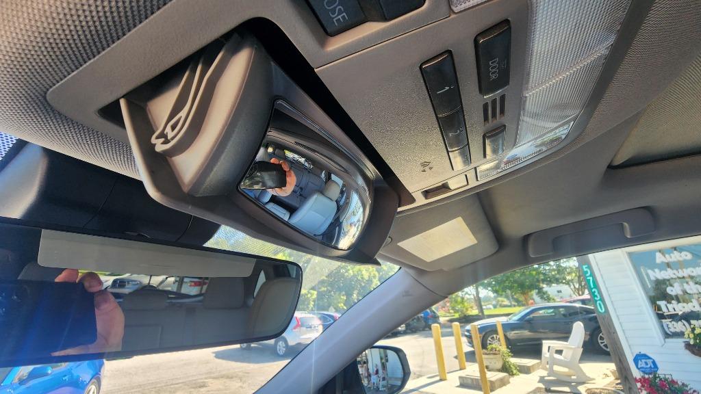 2019 Toyota Highlander - $24,490