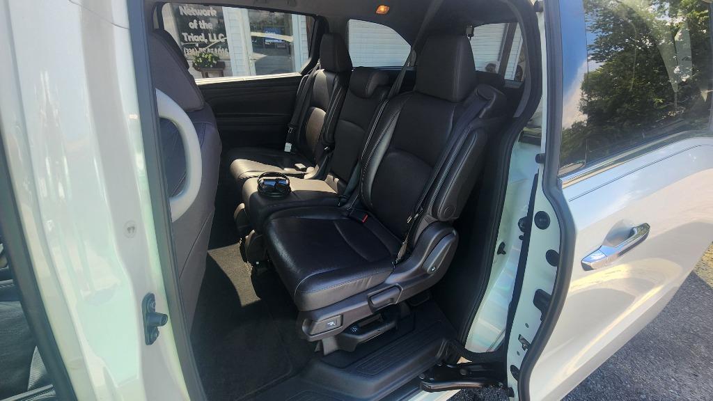 2019 Honda Odyssey - $25,990