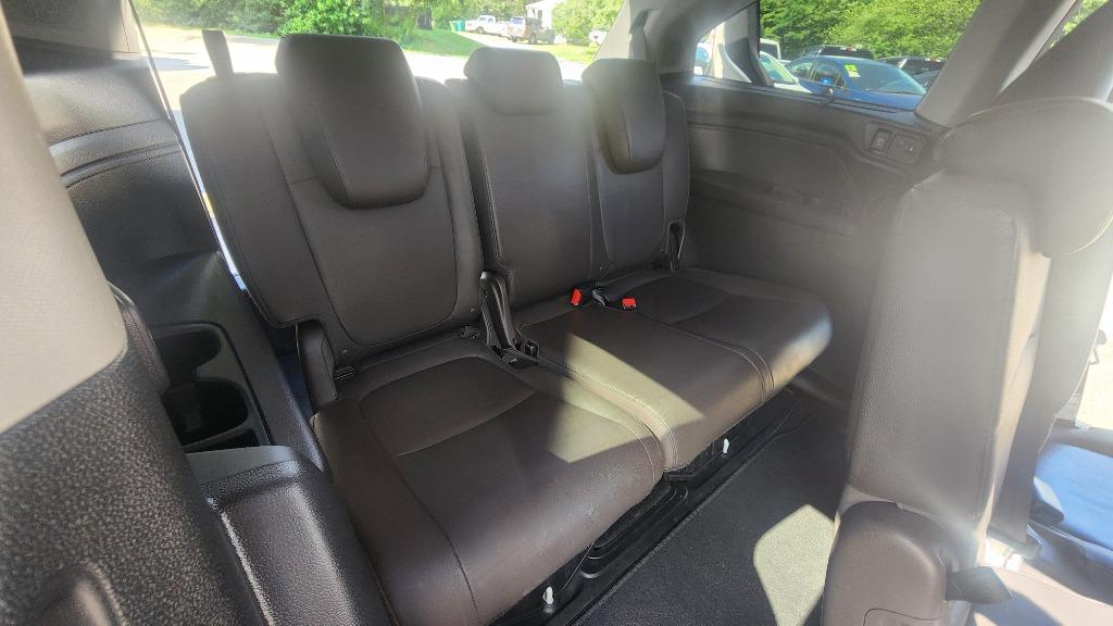 2019 Honda Odyssey - $25,990