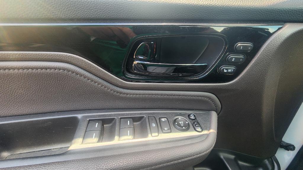 2019 Honda Odyssey - $25,990