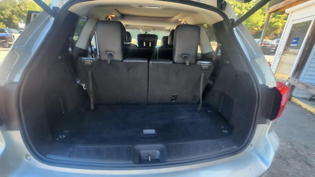 2019 Nissan Pathfinder - $15,990