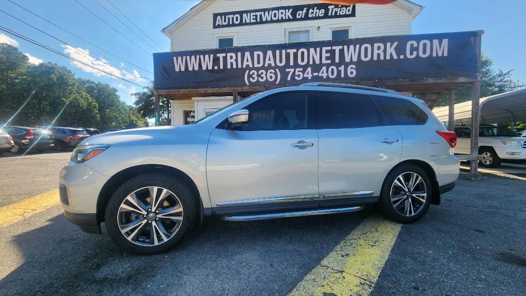 2019 Nissan Pathfinder - $15,990