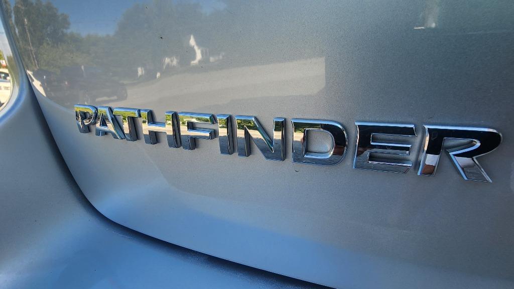 2019 Nissan Pathfinder - $15,990