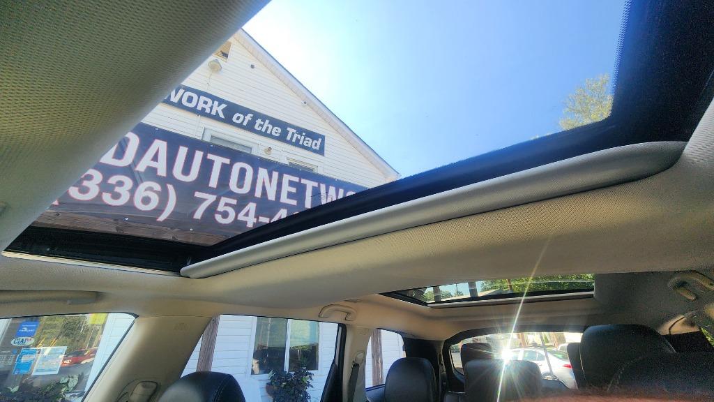 2019 Nissan Pathfinder - $15,990