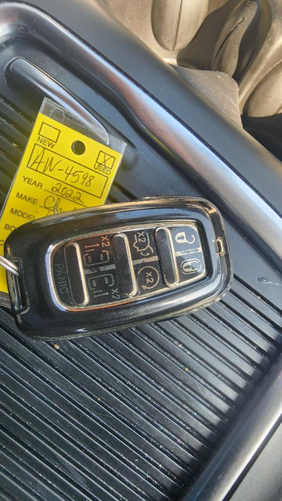 2022 Chrysler Pacifica - $19,990