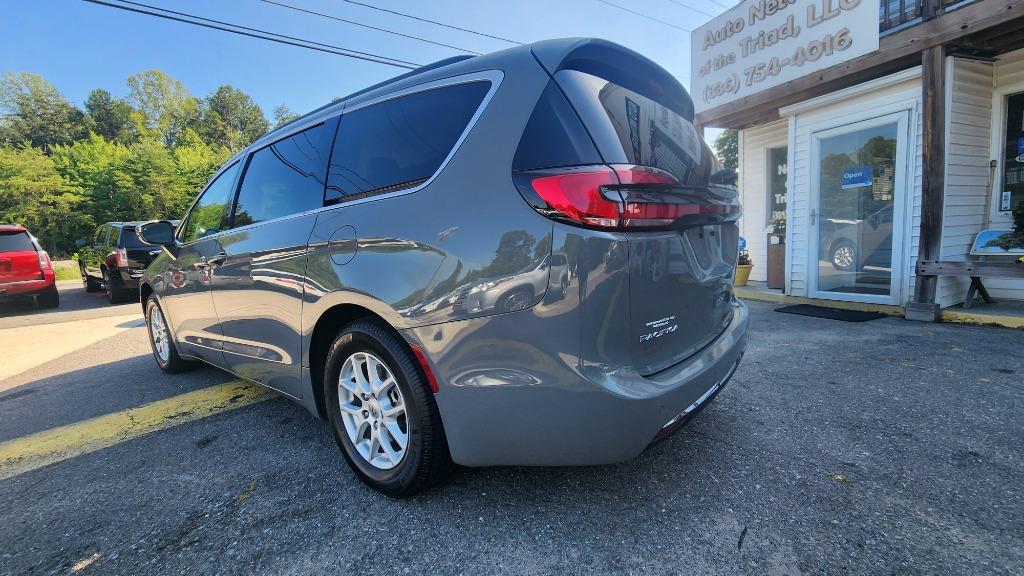 2022 Chrysler Pacifica - $19,990
