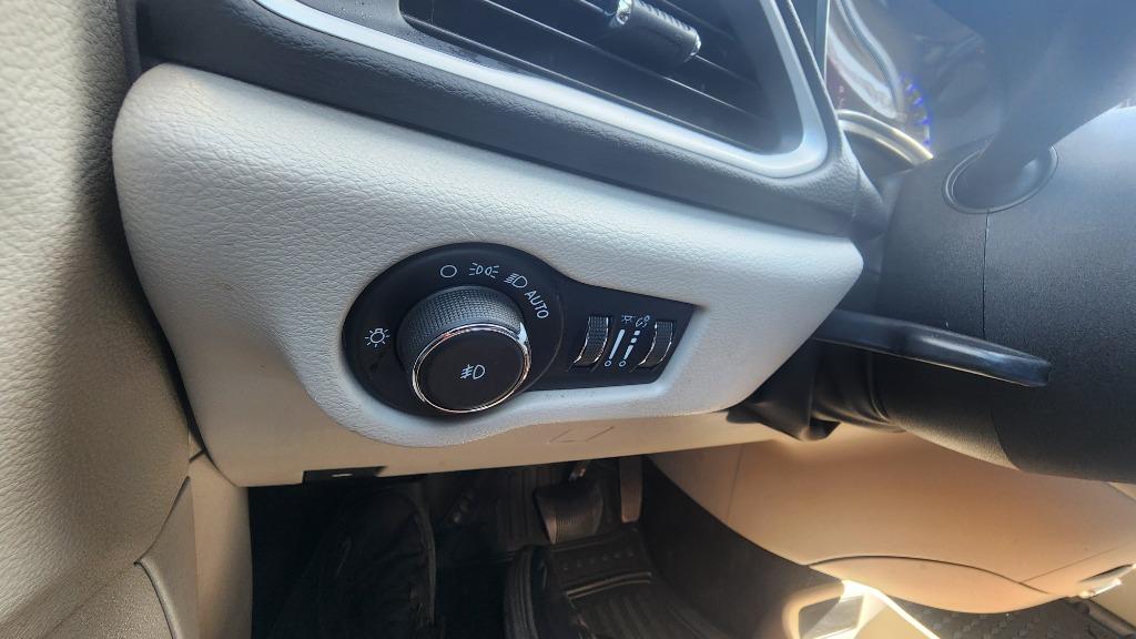 2022 Chrysler Pacifica - $19,990