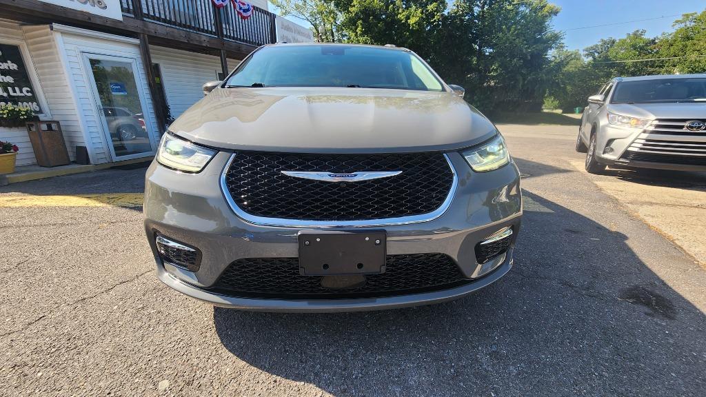 2022 Chrysler Pacifica - $19,990
