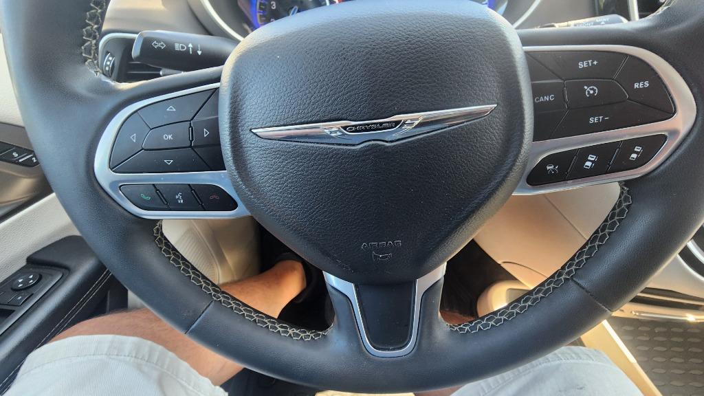 2022 Chrysler Pacifica - $19,990