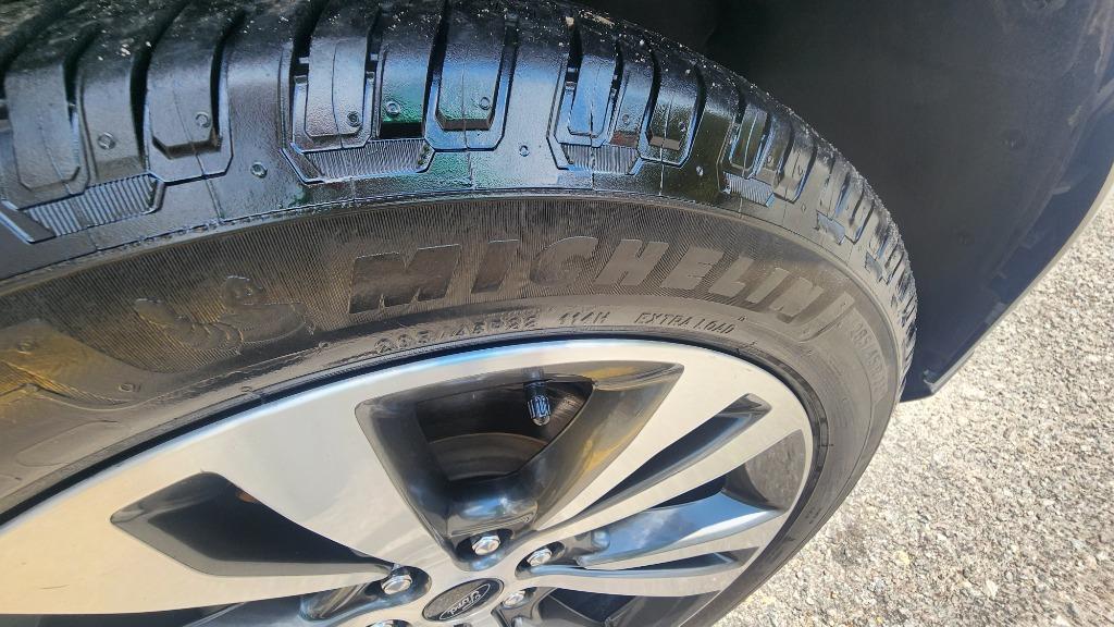 2021 Ford Expedition - $29,990