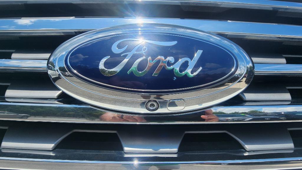 2021 Ford Expedition - $29,990