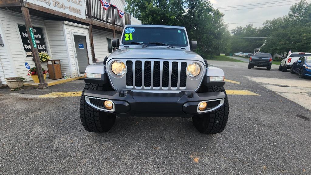 2021 Jeep Gladiator - $30,990