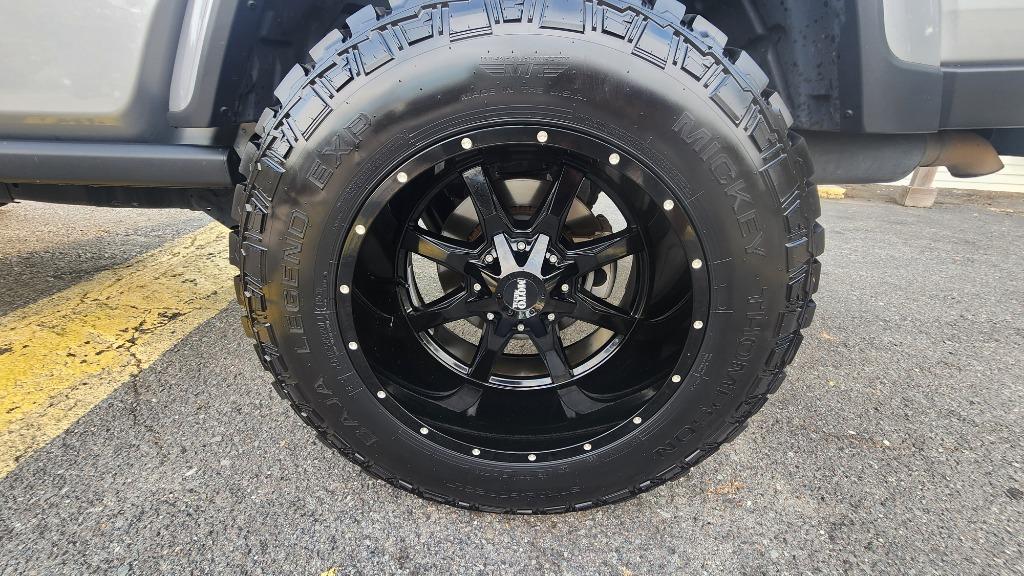2021 Jeep Gladiator - $30,990