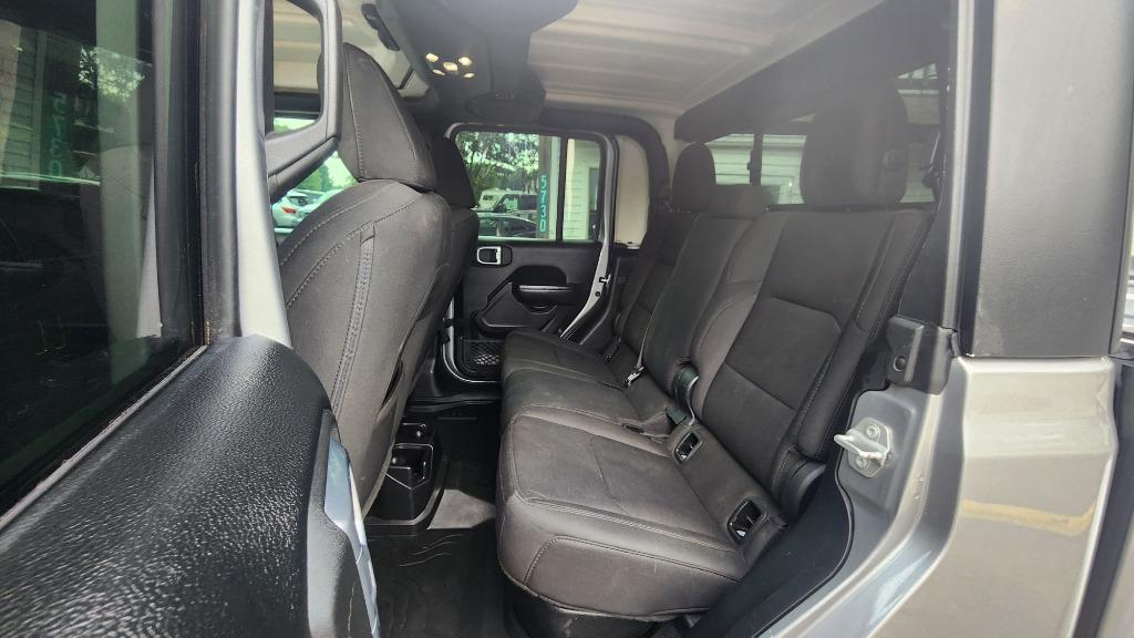 2021 Jeep Gladiator - $30,990