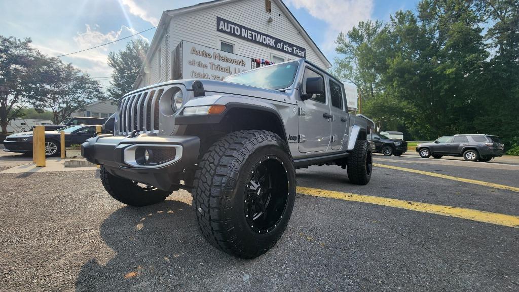 2021 Jeep Gladiator - $30,990