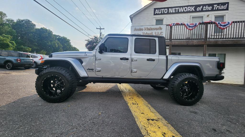 2021 Jeep Gladiator - $30,990