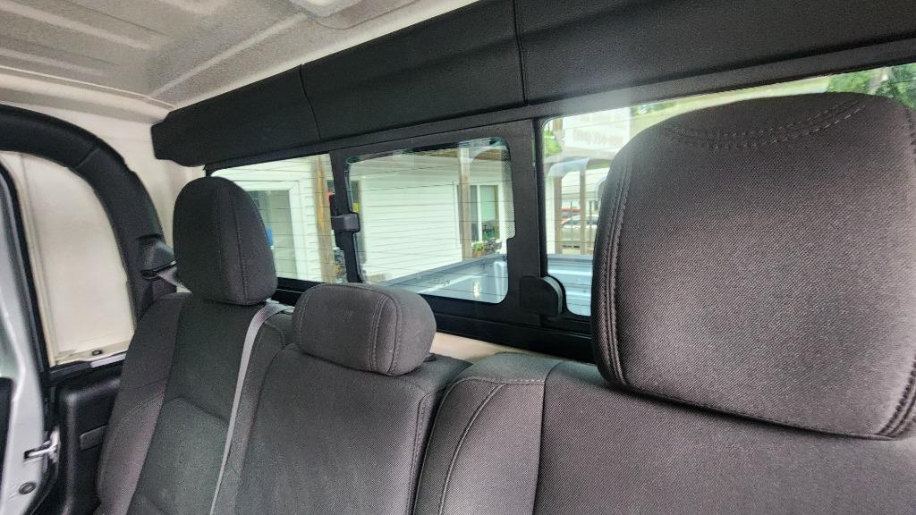 2021 Jeep Gladiator - $30,990