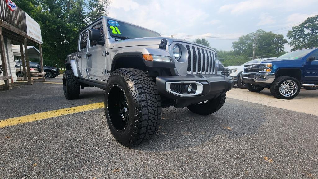 2021 Jeep Gladiator - $30,990