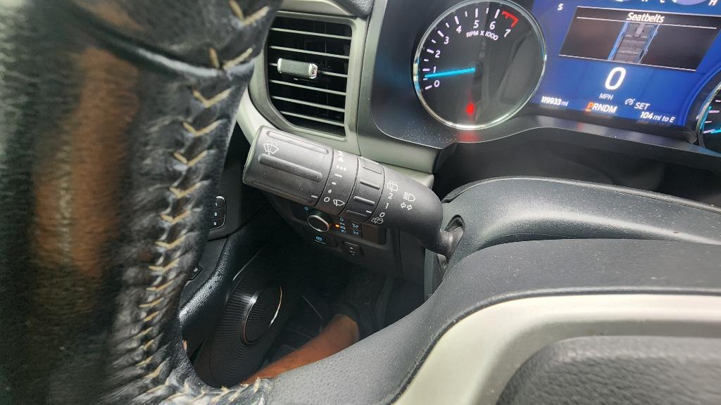 2022 Ford Expedition - $32,990