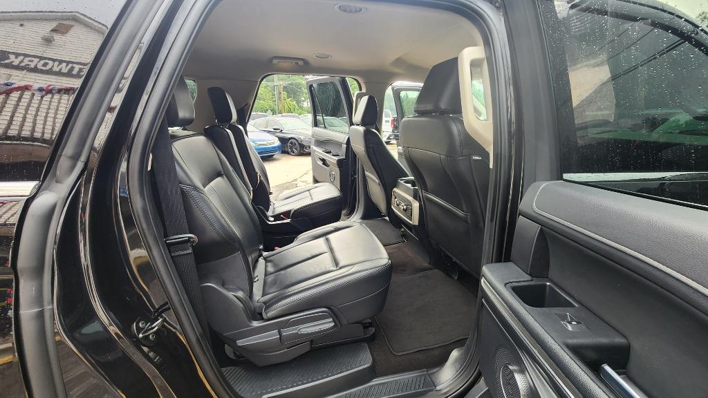 2022 Ford Expedition - $32,990