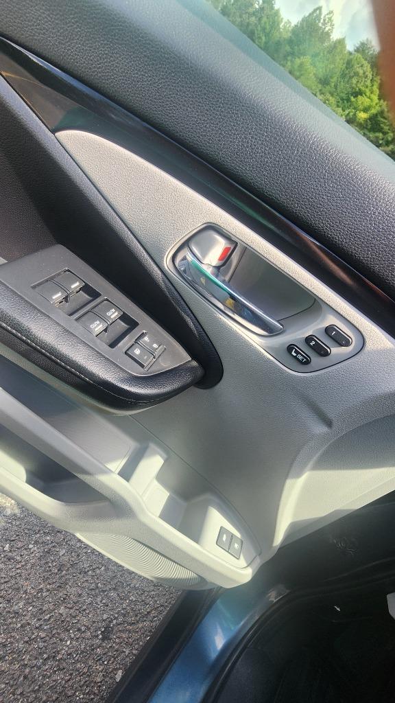 2021 Honda Pilot - $22,990