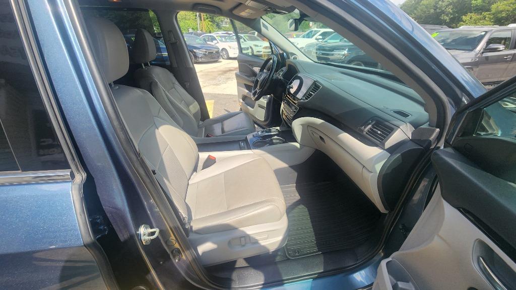 2021 Honda Pilot - $22,990