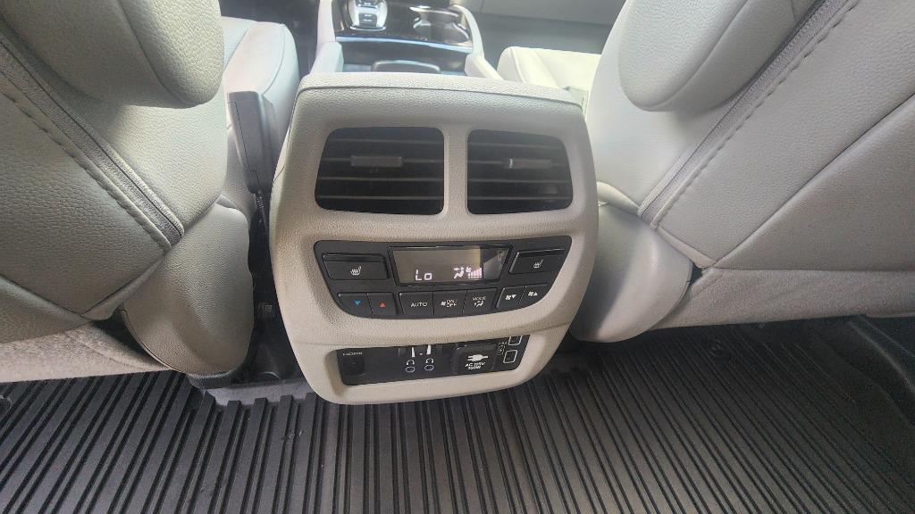 2021 Honda Pilot - $22,990