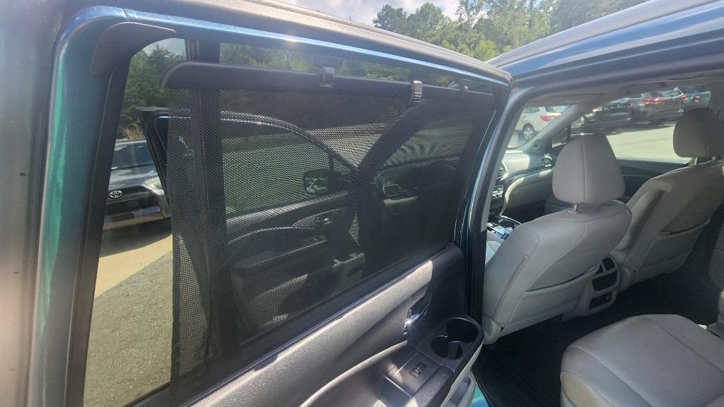 2021 Honda Pilot - $22,990