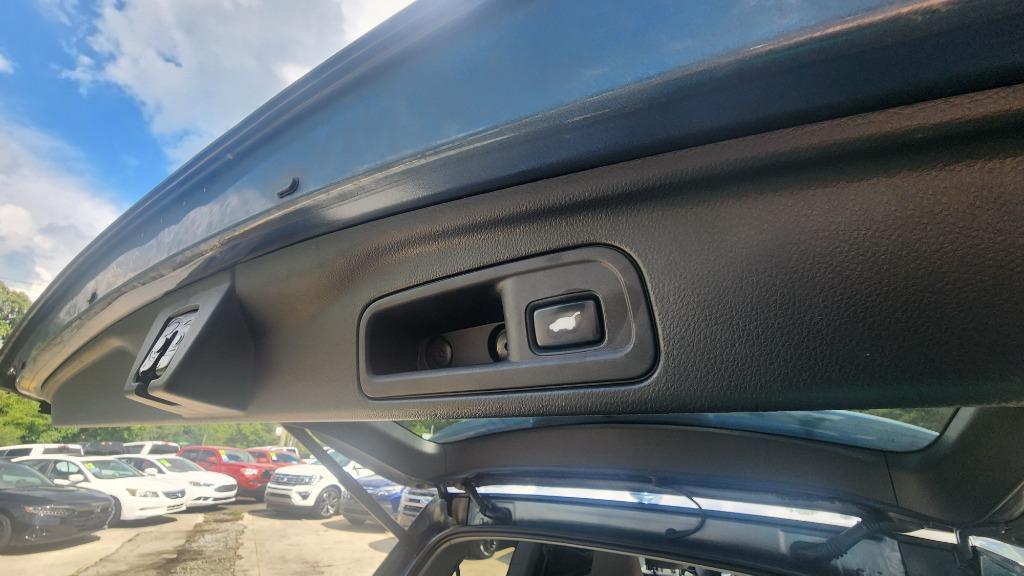 2021 Honda Pilot - $22,990