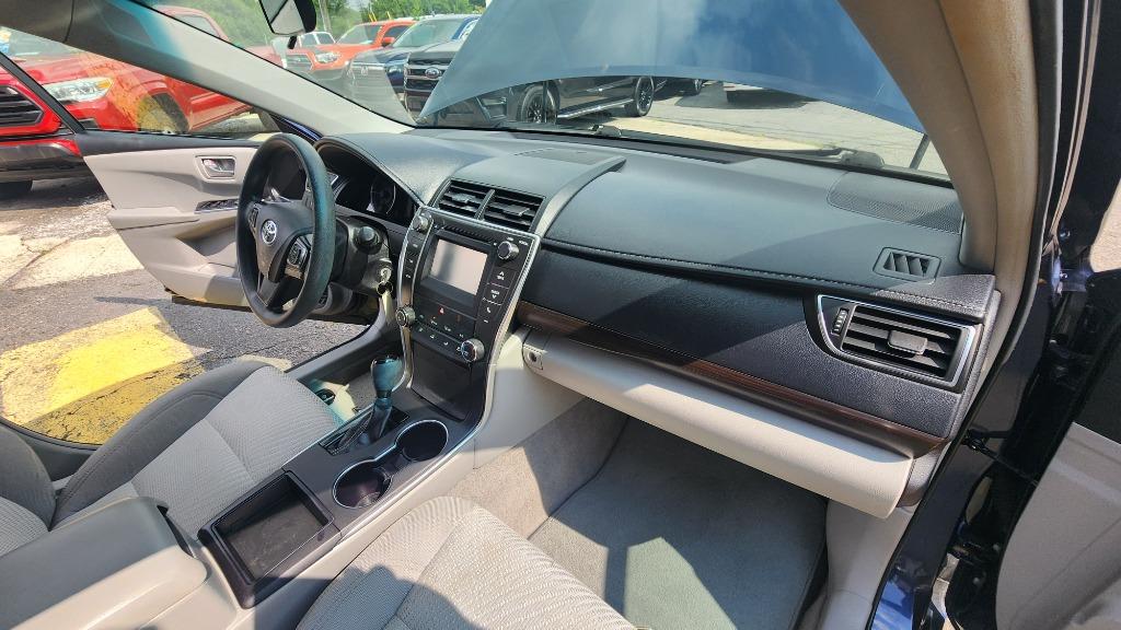 2017 Toyota Camry - $15,990