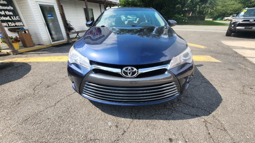 2017 Toyota Camry - $15,990