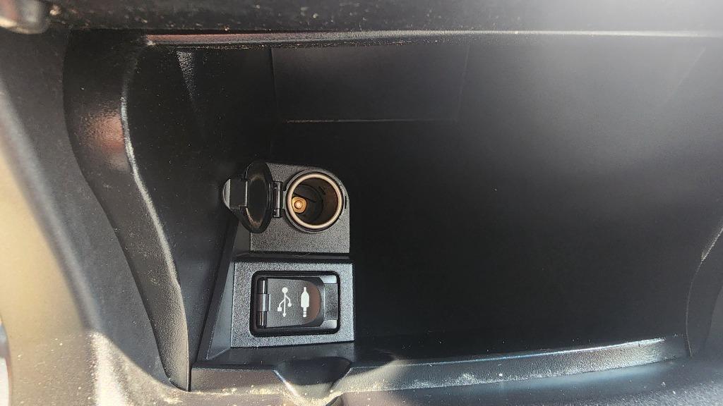 2017 Toyota Camry - $15,990