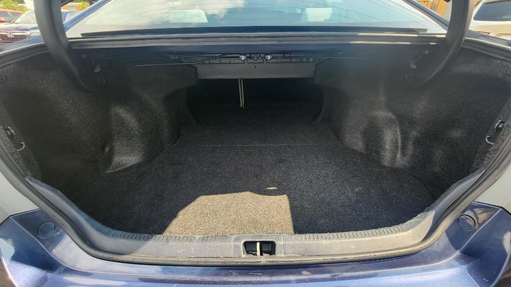 2017 Toyota Camry - $15,990