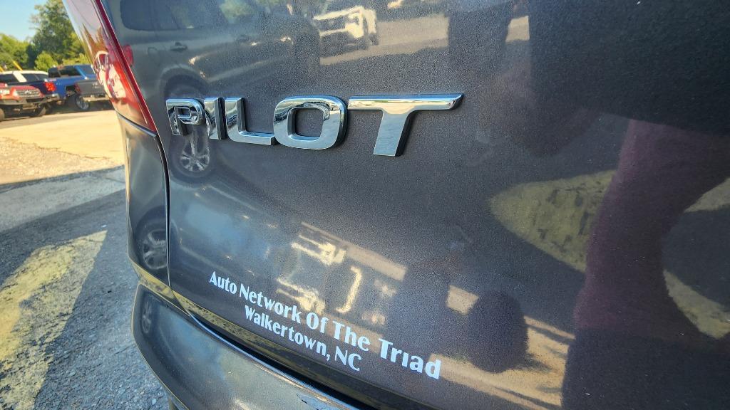 2018 Honda Pilot - $17,990