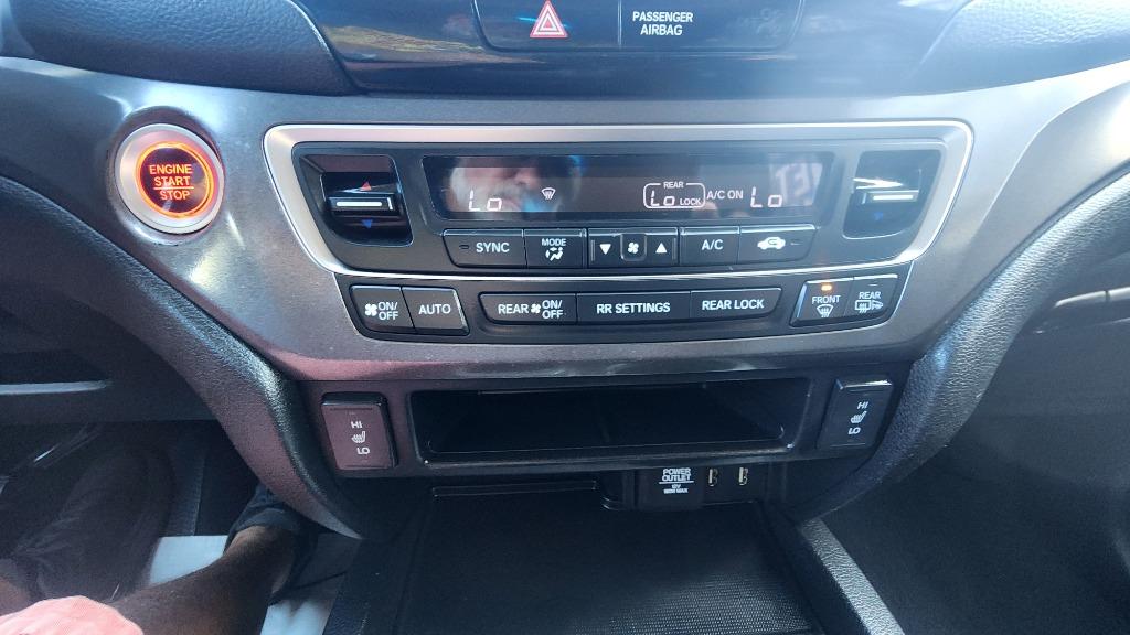 2018 Honda Pilot - $17,990