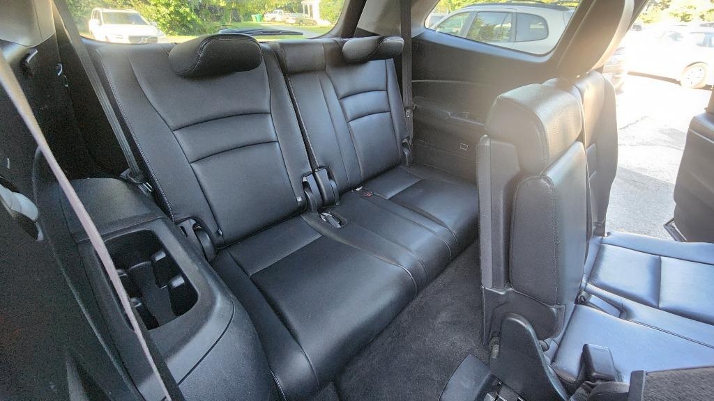 2018 Honda Pilot - $17,990