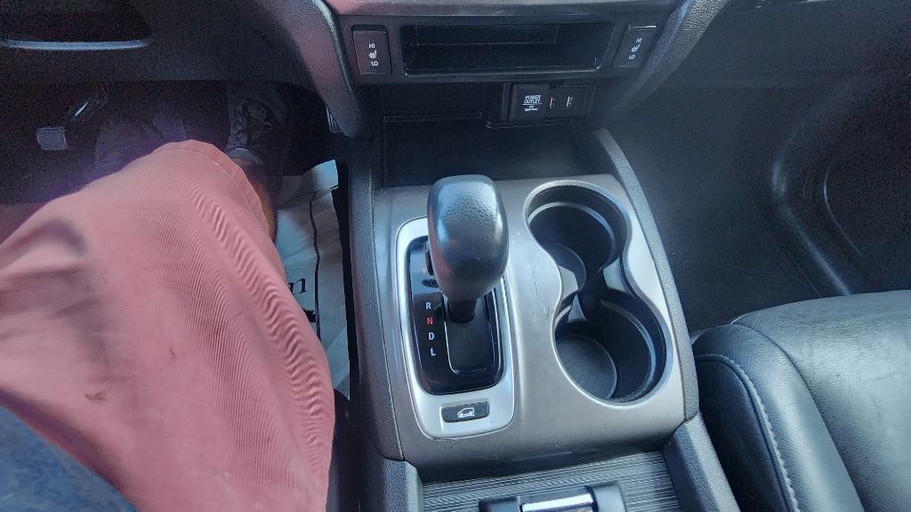 2018 Honda Pilot - $17,990